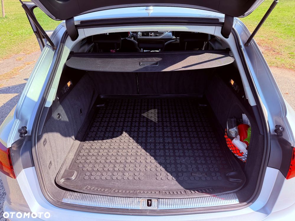 Audi A6 Avant 3.0 TDI quattro S tronic - 13