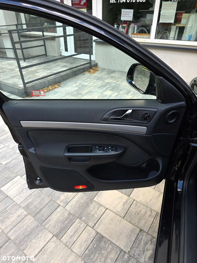 Skoda Octavia 1.6 Elegance - 32