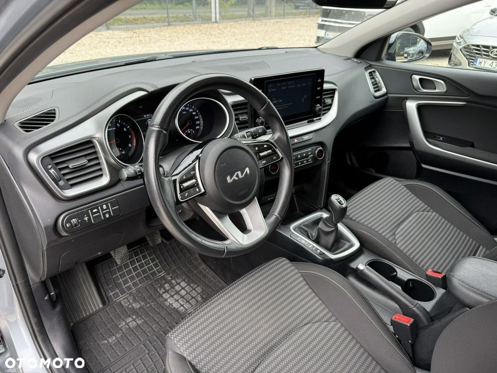 Kia Ceed - 23