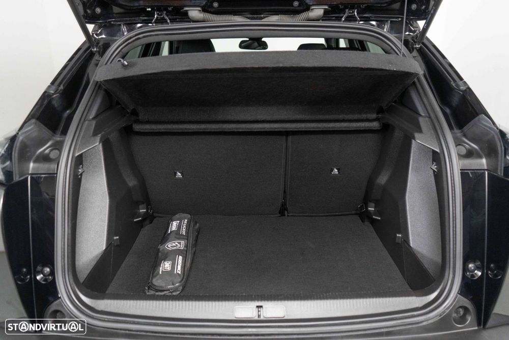 Peugeot 2008 1.2 PureTech Allure - 13