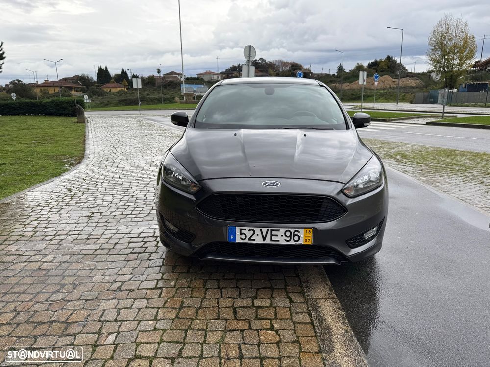 Ford Focus SW 1.5 TDCi EcoBlue ST-Line - 18