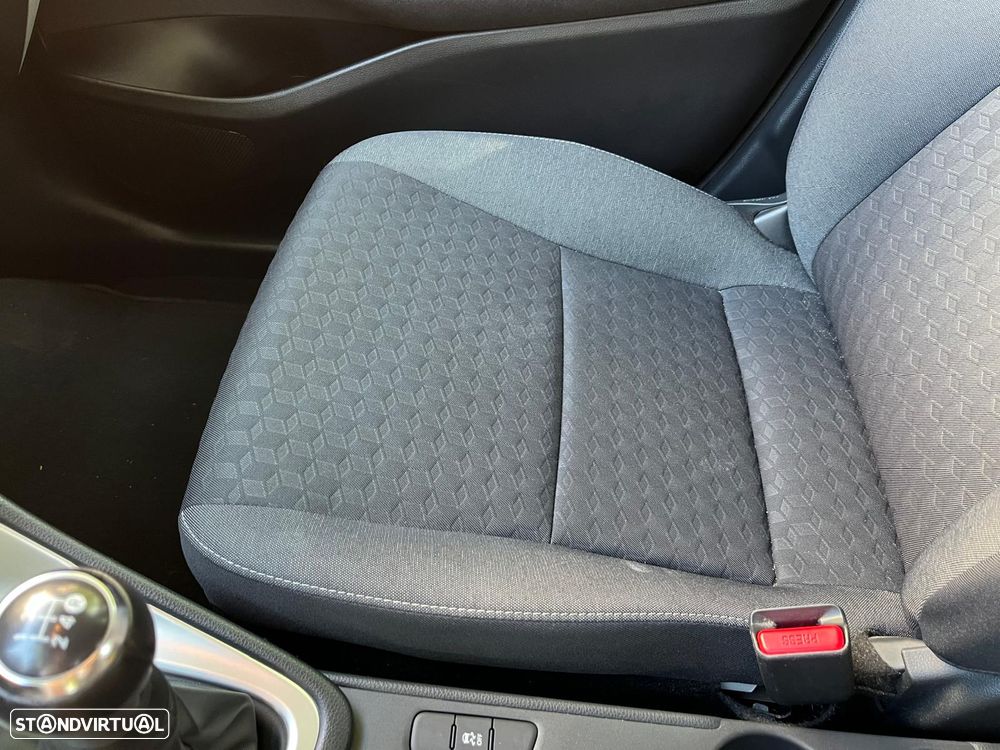 Toyota Yaris 1.0 VVT-i Comfort Plus - 29