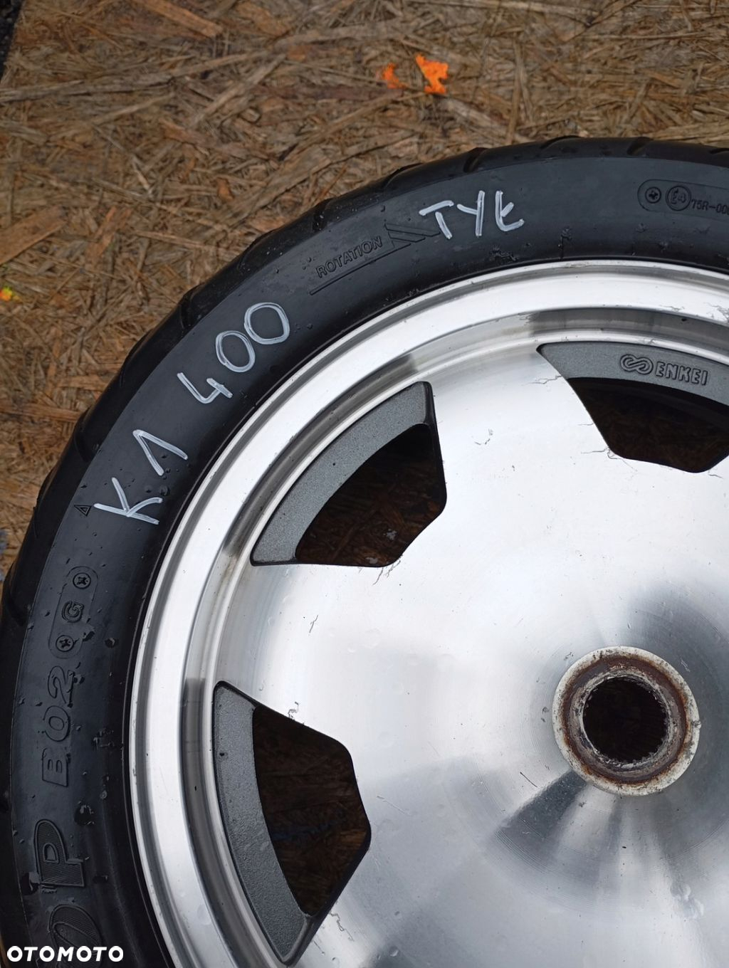 Suzuki Burgman AN 400 K1 K2 - KOŁO FELGA TYŁ 130/70/13 - 13