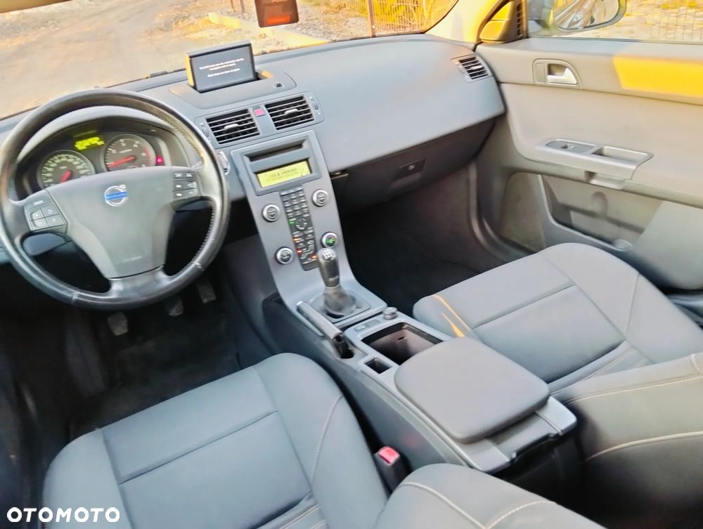 Volvo V50 - 11