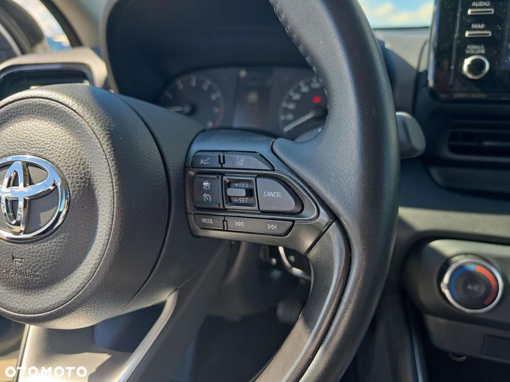 Toyota Yaris - 23