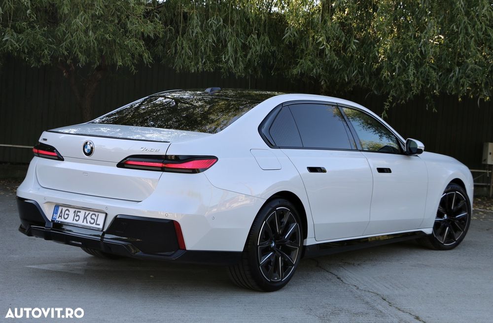 BMW Seria 7 - 4