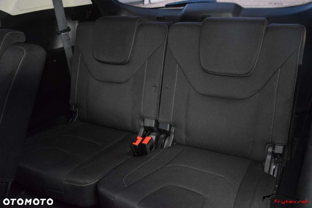 Ford S-Max - 34