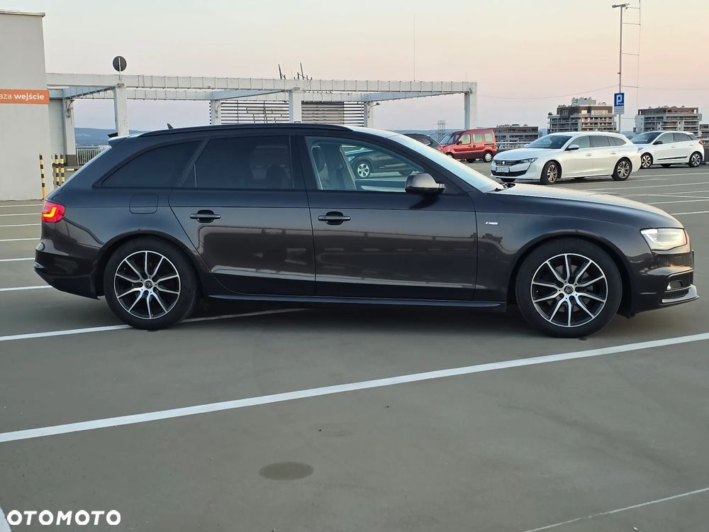 Audi A4 Avant 2.0 TDI DPF clean diesel multitronic S line Sportpaket - 7