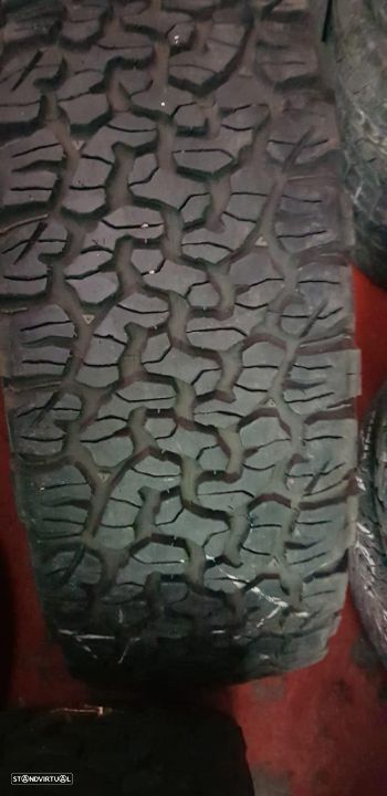 1 Pneu 255/70/16 Bfgoodrich Allterrain com mais de 75% de piso - 2
