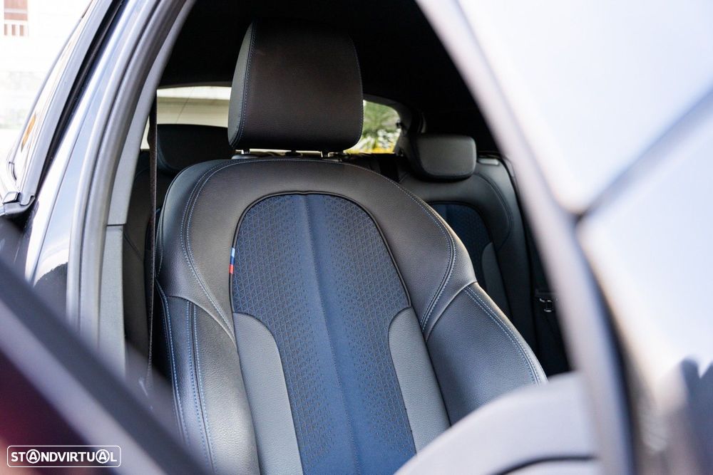 BMW 116 d Pack Desportivo M Auto - 39