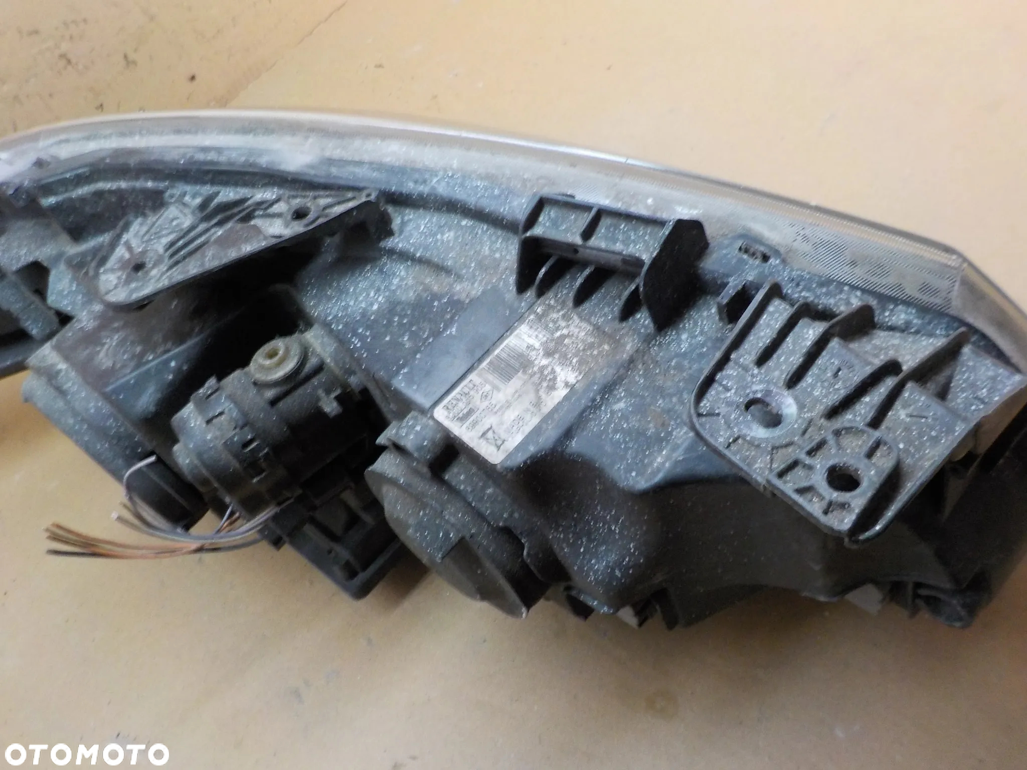 RENAULT LAGUNA II LIFT LAMPA LEWA PRZÓD XENON EUROPA 8200555905 - 7