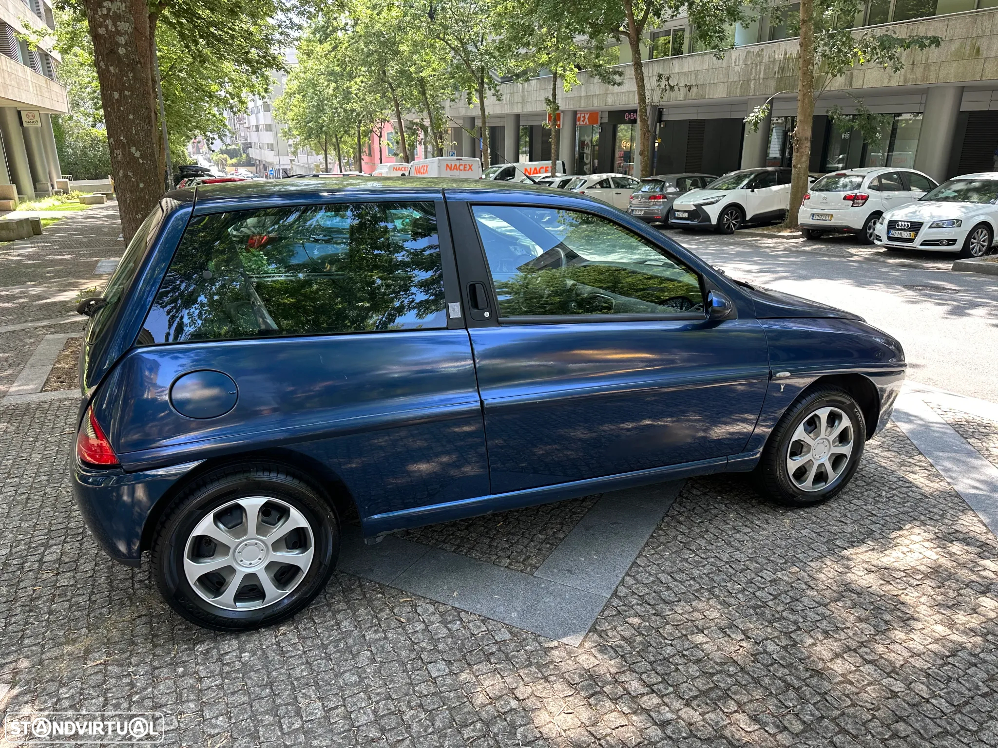 Lancia Y 1.2 Elefantino Blu - 7
