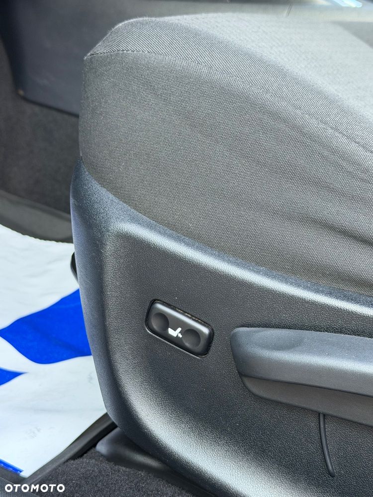 Toyota Avensis 2.0 D-4D Edition (2014) - 34