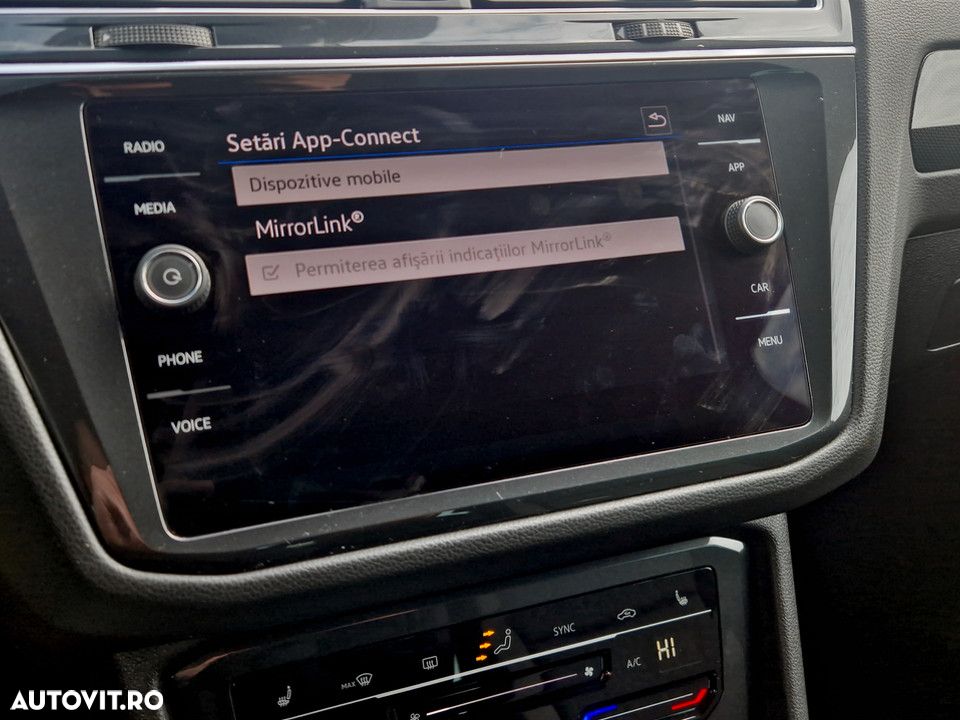 Volkswagen Tiguan 2.0 TDI SCR DSG 4Motion Life - 24