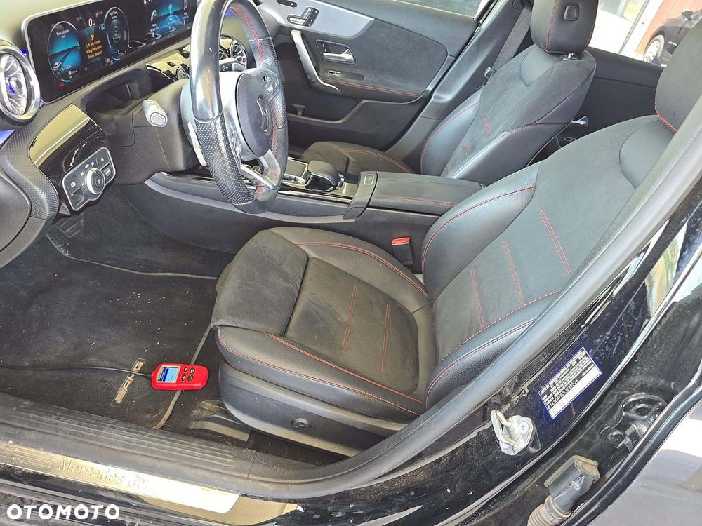 Mercedes-Benz Klasa A 220 4Matic 7G-DCT AMG Line - 5