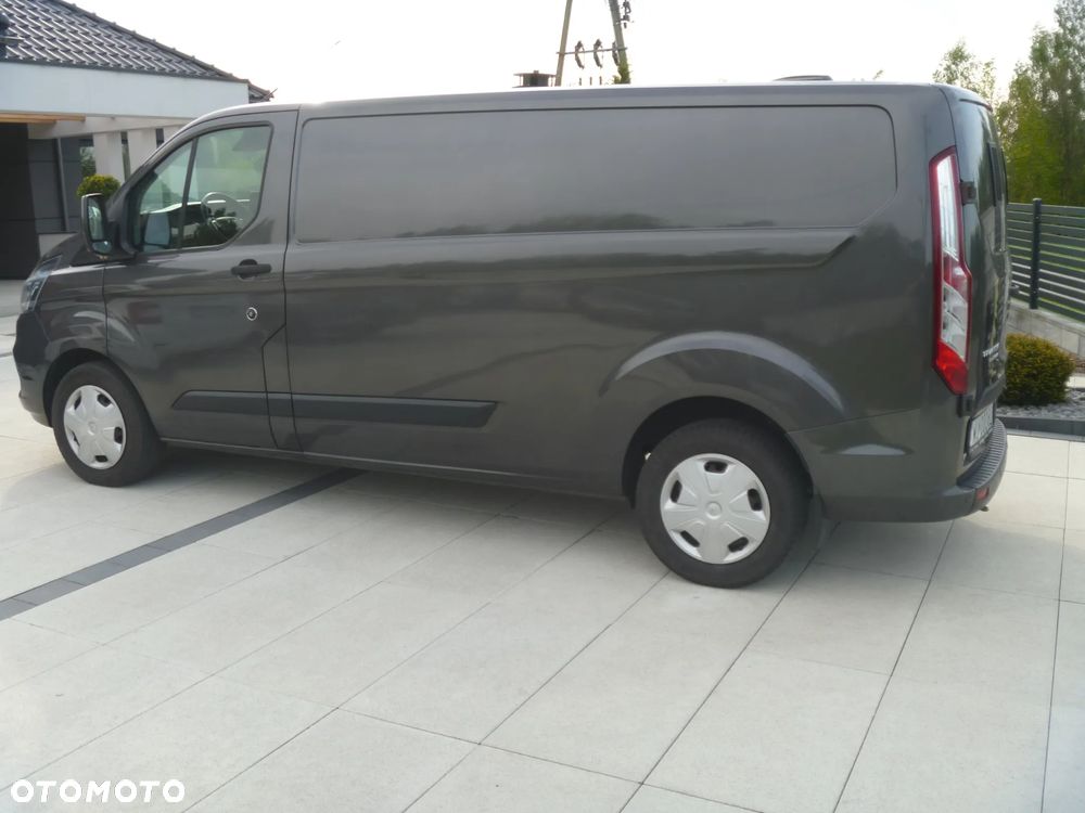 Ford TRANSIT CUSTOM - 10