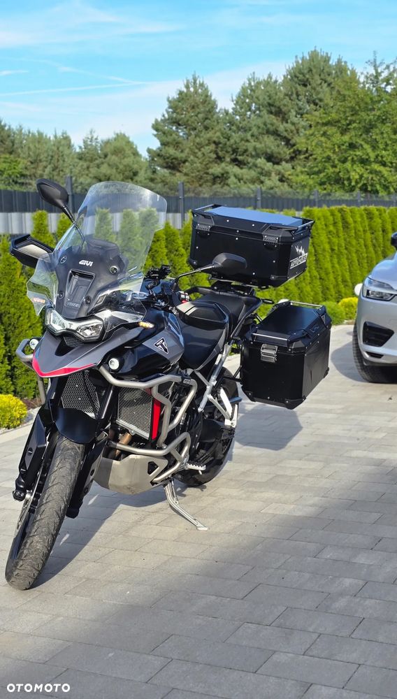 Triumph Tiger - 2