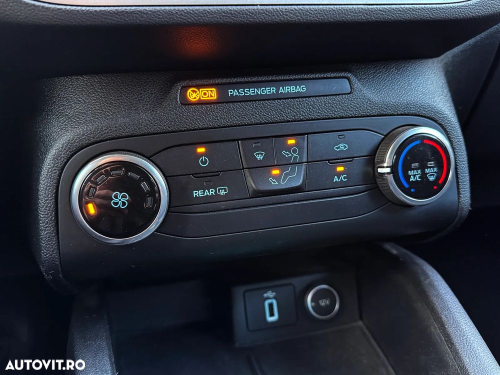 Ford Focus 1.5 EcoBlue Start-Stopp-System COOL&CONNECT DESIGN - 13