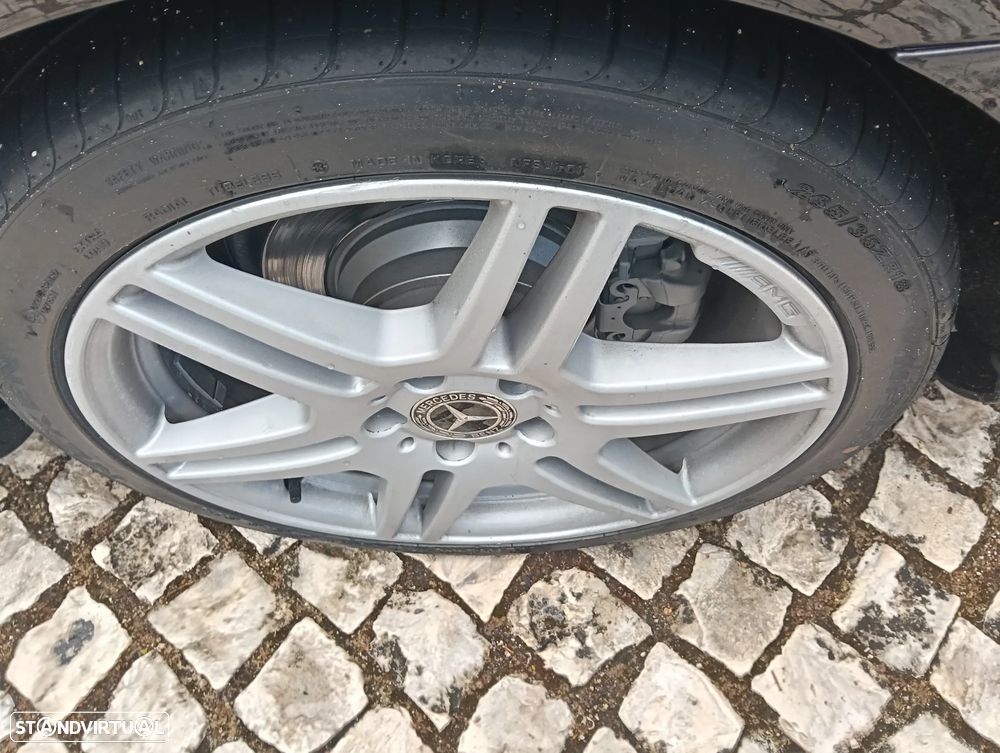 Mercedes-Benz E 350 CDI Avantgarde 4-Matic BlueEfficiency - 31