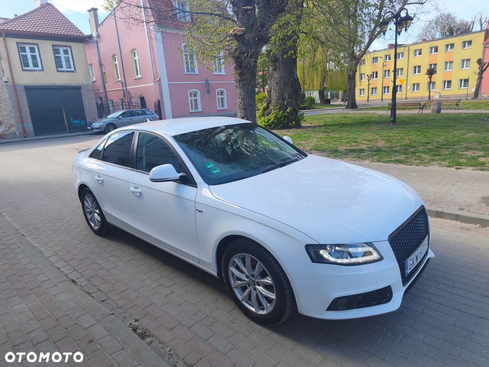 Audi A4 Limousine - 7