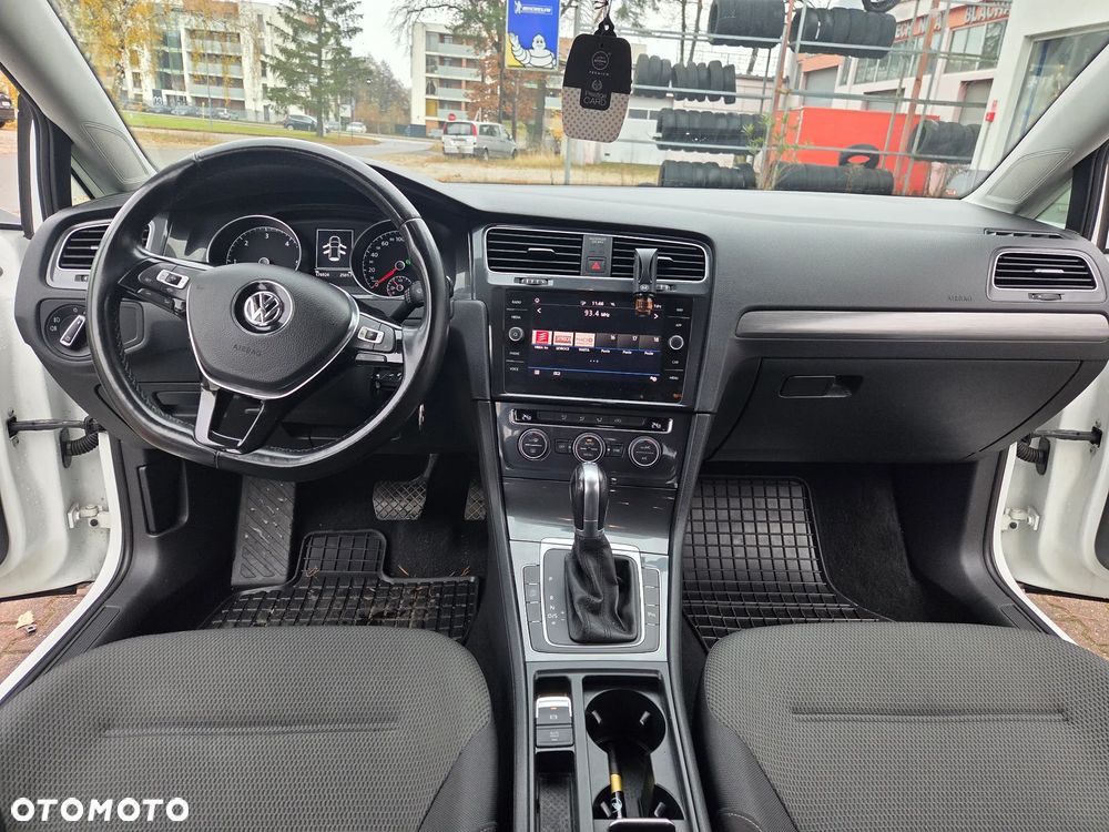 Volkswagen Golf VII 1.6 TDI BMT Comfortline DSG - 11
