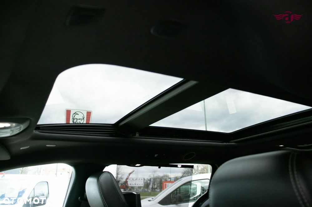 Chrysler Pacifica - 36
