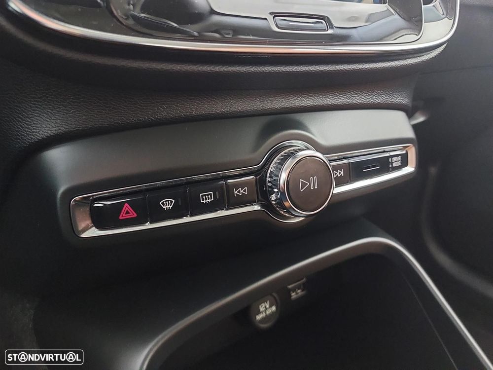 Volvo XC 40 1.5 T4 PHEV Inscription Expression - 34