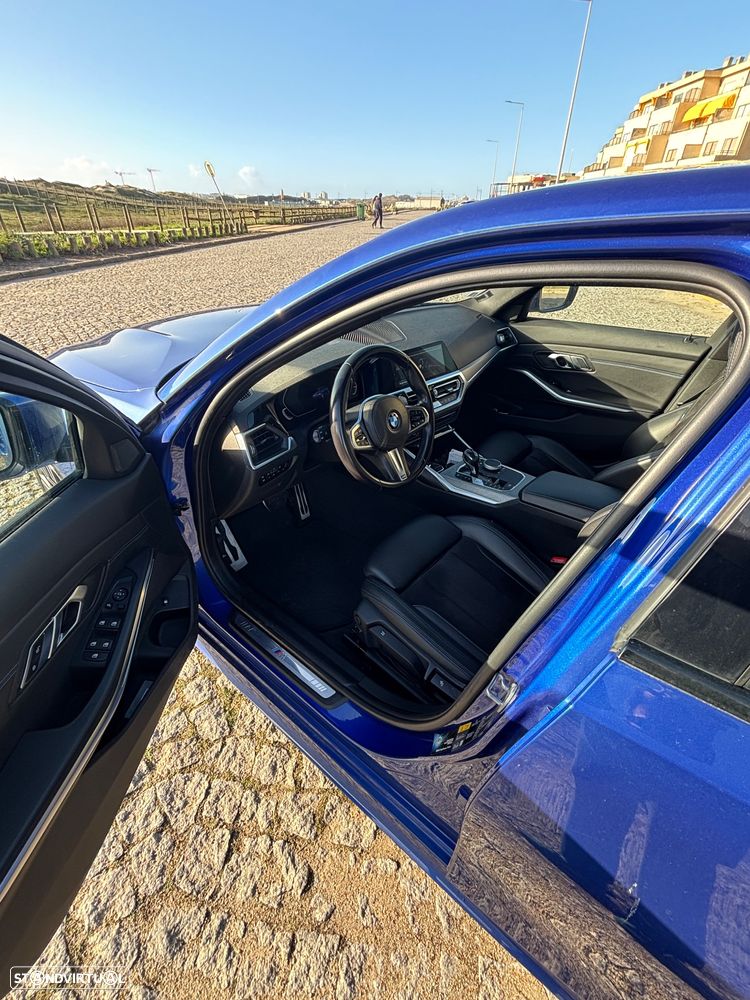 BMW 330 e Pack Desportivo M Auto - 11