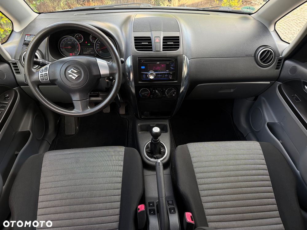 Suzuki SX4 1.6 VVT 4x4 Comfort - 21