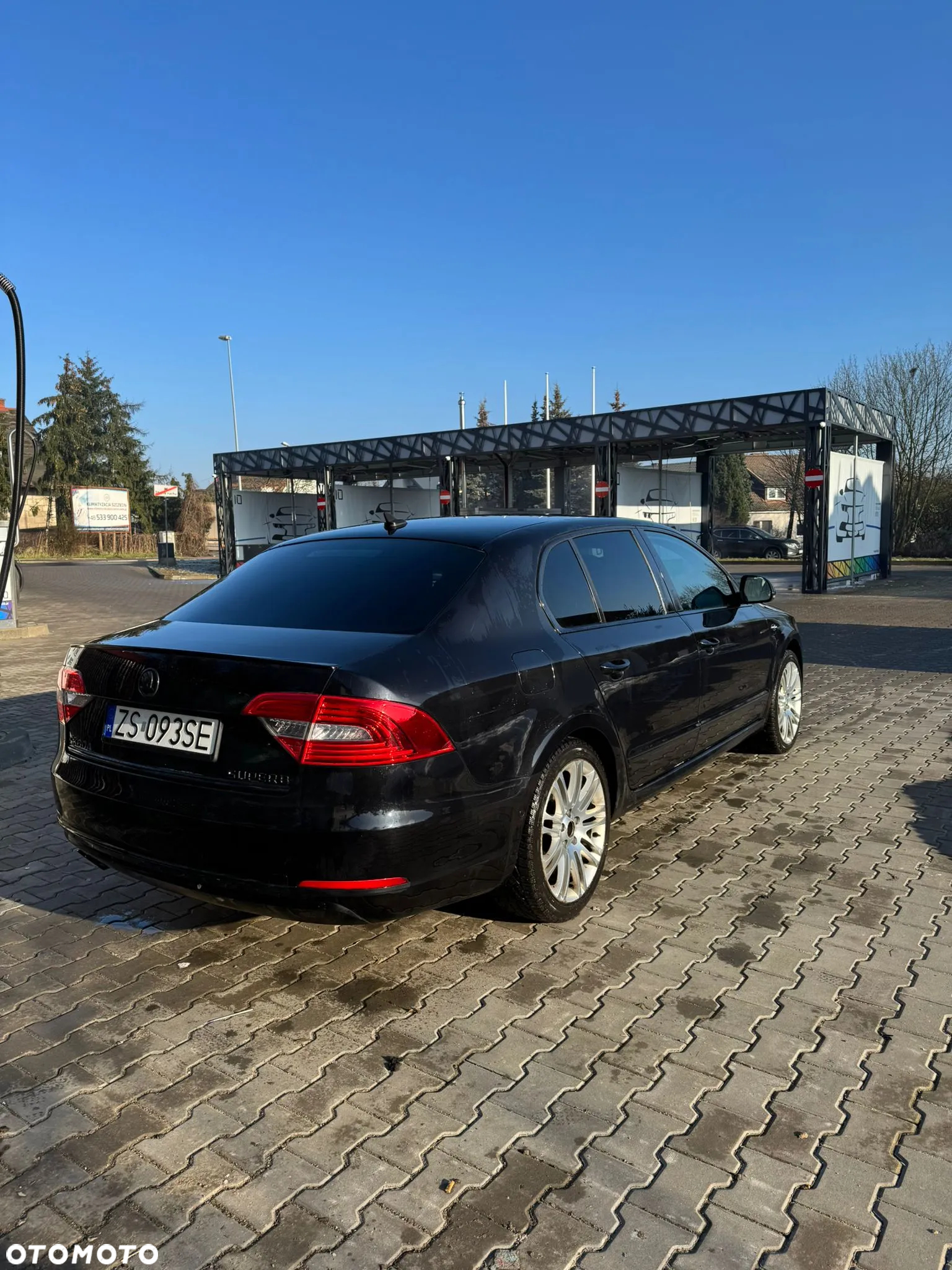 Skoda Superb 2.0 TDI L&K DSG - 3