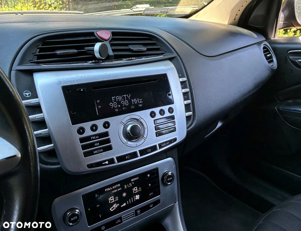 Lancia Delta 1.4 T-Jet Argento - 8