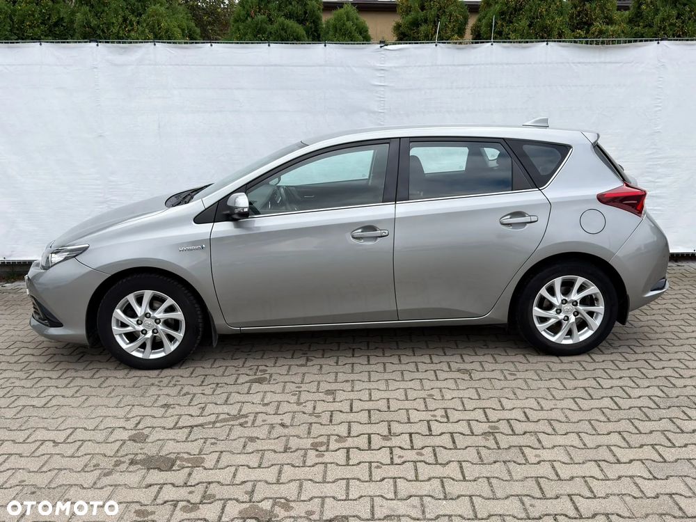 Toyota Auris 1.8 VVT-i Automatik Comfort - 2