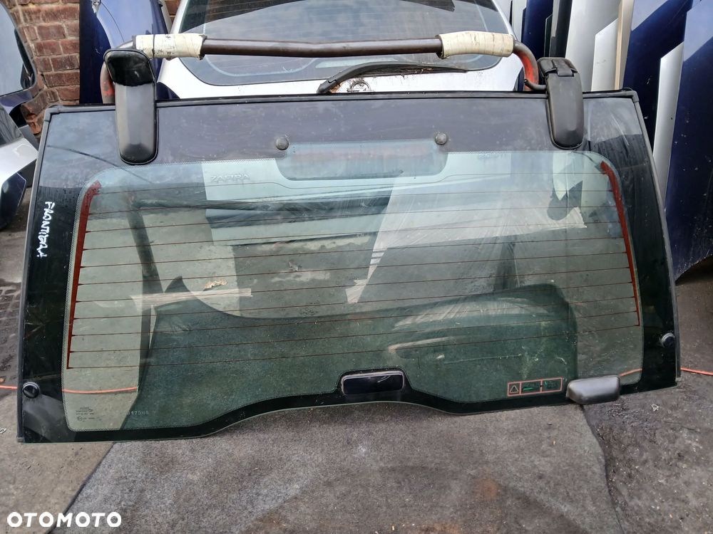 Opel Frontera szyba klapy bagażnika - 1