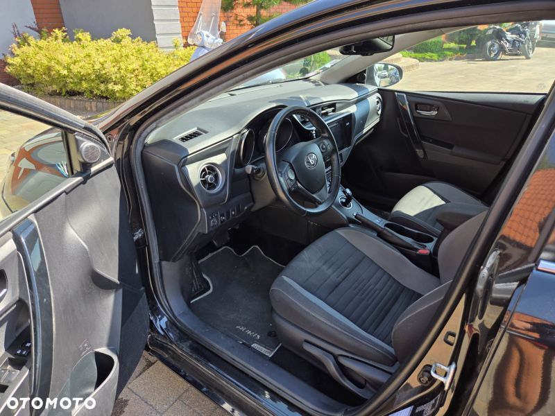 Toyota Auris - 27