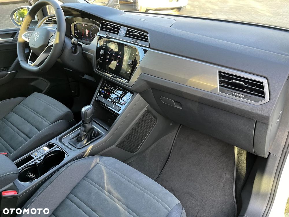 Volkswagen Touran 1.5 TSI EVO Comfortline Plus DSG - 34