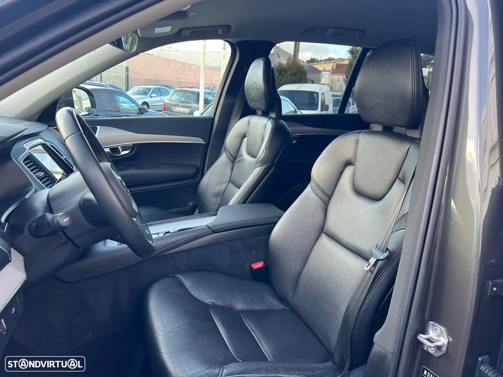 Volvo XC 90 2.0 B5 Momentum Plus AWD - 10