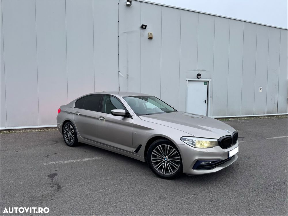 BMW Seria 5 530i Aut. Sport Line - 16