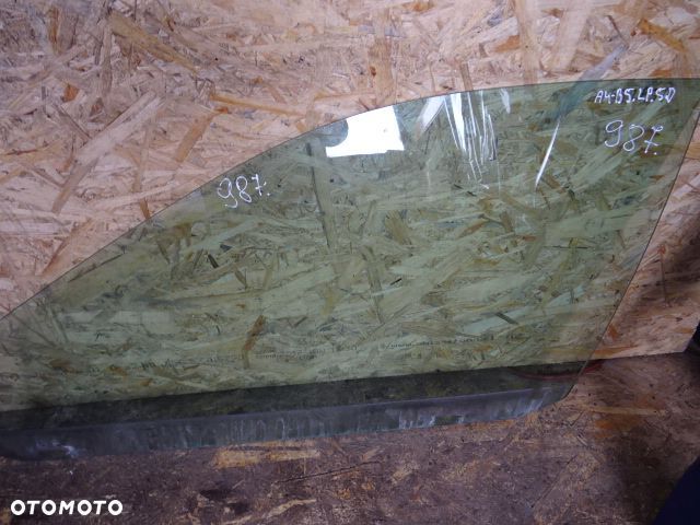 SZYBA BOCZNA DRZWI LEWY PRZÓD AUDI A4 B5 SEDAN - 1