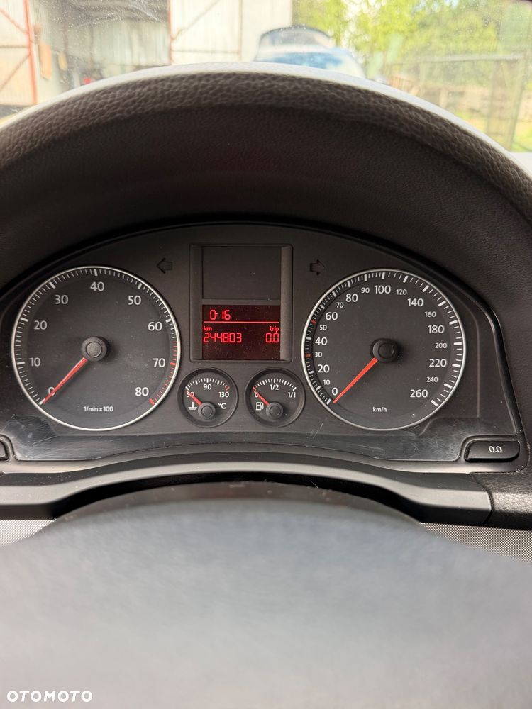 Volkswagen Golf 1.6 Trendline - 16