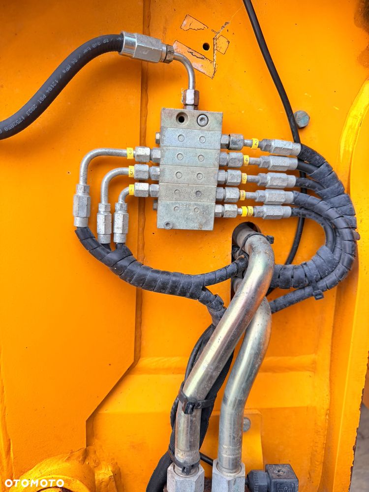 JCB 536-70 Agri Xtra - 17