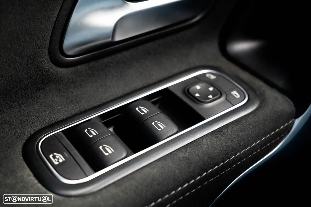 Mercedes-Benz A 250 e 8G-DCT Edition AMG Line - 31