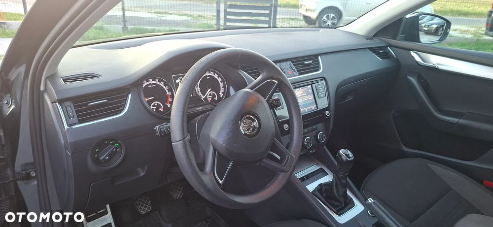 Skoda Octavia 2.0 TDI Tour - 19