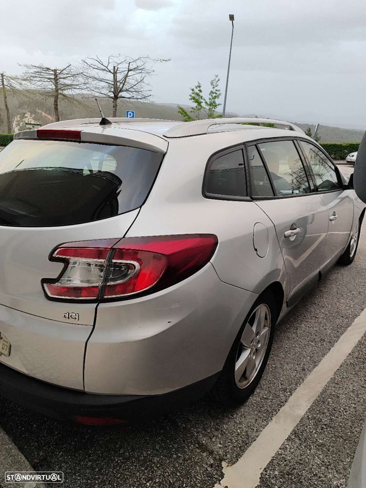 Renault Mégane Sport Tourer 1.5 dCi Dynamique - 1