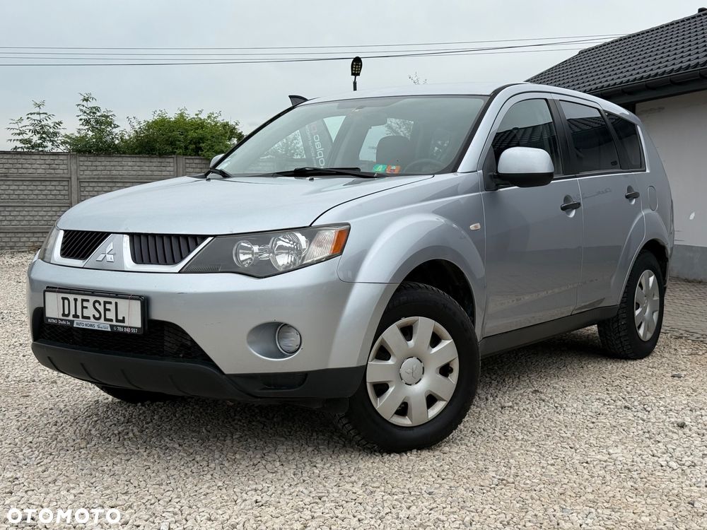 Mitsubishi Outlander 2.0 DID Intense + - 39