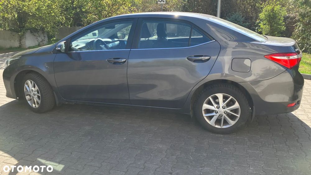 Toyota Corolla - 11