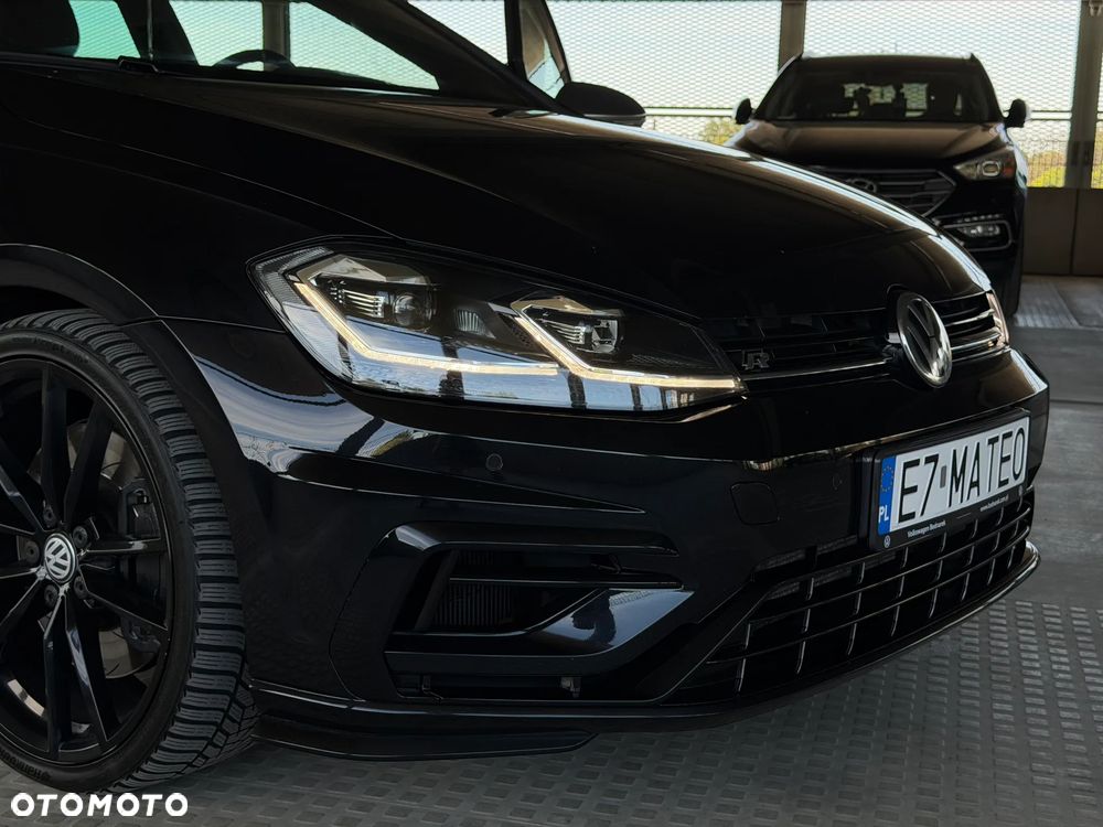 Volkswagen Golf - 16