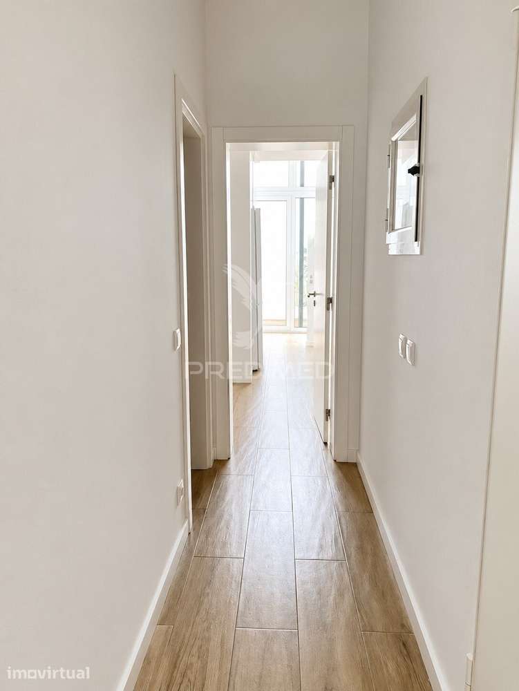 Apartamento T2 com logradouro no Campo Grande - Grande imagem: 5/9