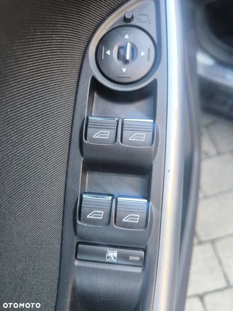 Ford Focus 2.0 TDCi Trend Sport MPS6 - 26