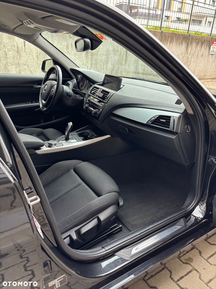 BMW Seria 1 118i Sport Line - 10