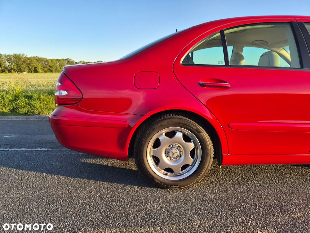 Mercedes-Benz Klasa E 320 Classic - 6